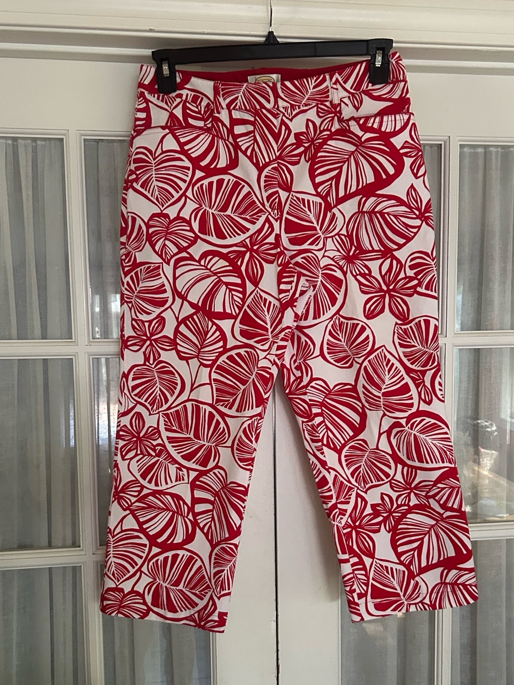 Talbots Red/White Floral Stretch Women's Capri Pants Petites Size 10